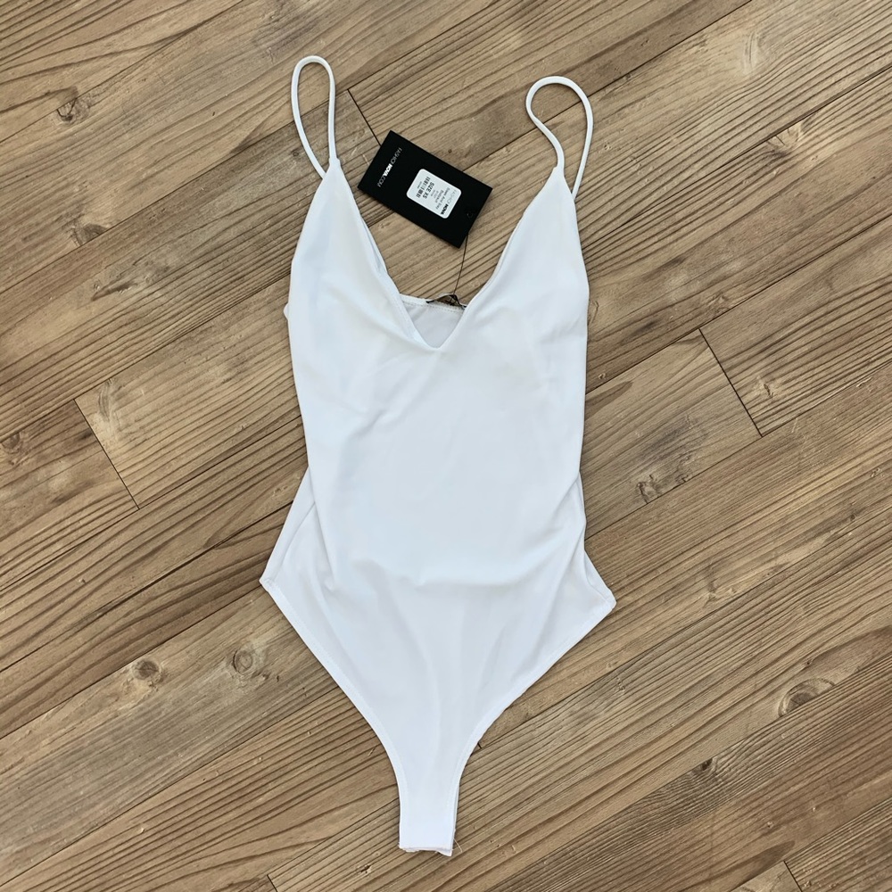 NWT Fashion Nova white Bodysuit